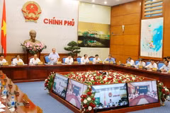 Thủ tướng Nguyễn Xuân Phúc chủ trì hội nghị trực tuyến toàn quốc của Chính phủ về công tác bảo vệ môi trường. (Ảnh: Thống Nhất/TTXVN)