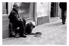 Italy: Cần 3 phiếu phạt và 2 công lệnh để thu phạt... 3 euro 