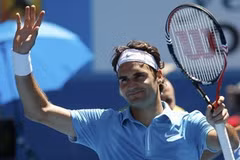 Nụ cười vẫn nở trên khuôn mặt Roger Federer. (Ảnh: Reuters)