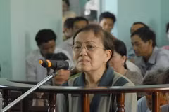 Bị cáo Trần Ngọc Sương tại phiên tòa sơ thẩm. (Ảnh: Thanh Vũ/TTXVN)