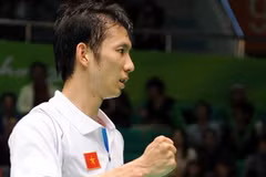 Nguyễn Tiến Minh trong chiến thắng trước Parupalli. (Ảnh: Quốc Khánh/TTXVN)