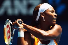 Serena có chiến thắng đầu tiên trên con đường bảo vệ chức vô địch Australia Open của mình. (Ảnh: Getty Images)