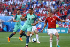 Ronaldo đánh gót thành bàn cho Bồ Đào Nha. (Nguồn: Getty Images)