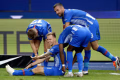 Niềm vui của các cầu thủ Hertha Berlin.