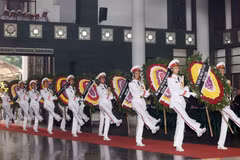 [Photo] Đoàn đại biểu các tỉnh viếng nguyên Tổng Bí thư Đỗ Mười