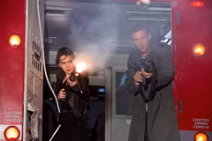 "Mẹ rồng" Emilia Clarke lột xác trong "Terminator Genisys"