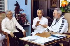 Lãnh tụ Cuba Fidel Castro với các vị lãnh đạo Việt Nam