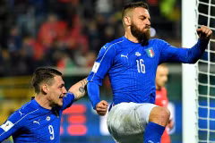 De Rossi mở đầu cho chiến thắng của Italy. (Nguồn: AFP/Getty Images)