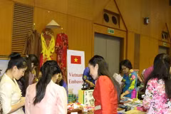 Gian hàng Việt Nam. (Ảnh: Phạm Kiên/Vietnam+)