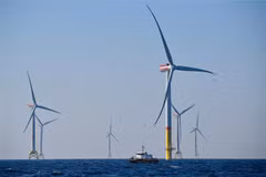 Tuabin gió tại Biển Baltic, miền bắc nước Đức. (Ảnh: AFP/TTXVN)