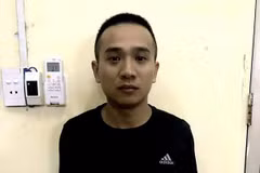 Đối tượng Thành tại Cơ quan công an. (Ảnh: TTXVN phát)