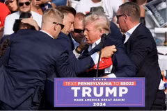 Tái xuất đầy thách thức, ông Trump vận động tại địa điểm của vụ ám sát hụt