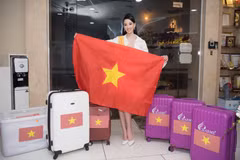 Ái Nhi lên đường với 80kg hành lý. (Ảnh: CTV/Vietnam+)
