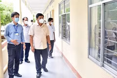 Gần 51.000 học sinh từ lớp 6 đến 12 tại Cà Mau trở lại trường học