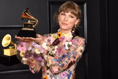 Taylor Swift - Chiến binh bất bại trong hành trình chinh phục thế giới