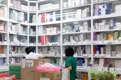 Bộ Y tế: Bình ổn thị trường, cung ứng đủ thuốc phục vụ điều trị