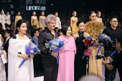 Bộ sưu tập Aurora "lăng xê” vẻ đẹp quyến rũ đầy bí ẩn của người phụ nữ hiện đại