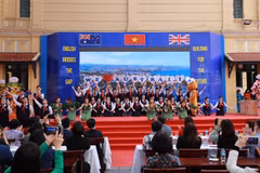 “Hello Việt Nam và We love Australia” - hai trong số rất nhiều tiết mục đặc sắc tại Ngày hội. (Ảnh: PV/Vietnam+)