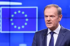 Chủ tịch Hội đồng châu Âu (EC) Donald Tusk trong cuộc họp báo tại Brussels, Bỉ. (Ảnh: THX/TTXVN)