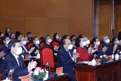 Chủ tịch nước Nguyễn Xuân Phúc dự và chỉ đạo hội nghị. (Ảnh: Thống Nhất/TTXVN)