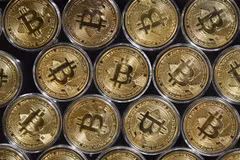 Đồng tiền kỹ thuật số bitcoin. (Ảnh: AFP/TTXVN)