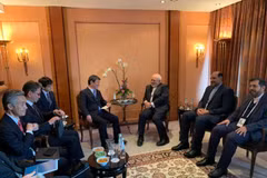 Ngoại trưởng Nhật Bản Toshimitsu Motegi và người đồng cấp Iran Mohammad Javad Zarif. (Ảnh: Bộ Ngoại giao Iran)