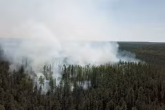 Khói mù do cháy rừng tại Siberia. (Ảnh: Reuters)