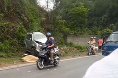 Hòa Bình: Tai nạn liên hoàn trên dốc Cun, nhiều người thoát nạn 