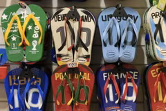Dép tông Havaianas của Brazil hấp dẫn các cổ động viên