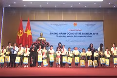 Lễ phát động tháng trẻ em năm 2018. (Ảnh: Hồng Kiều/Vietnam+)