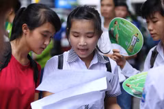 Thí sinh dự thi trung học phổ thông quốc gia. (Ảnh: Quý Trung/TTXVN)