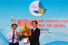 Đại học An Giang kỷ niệm 15 năm thành lập trường năm 2015. (Ảnh: Đại học An Giang)
