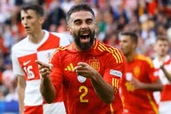 Morata ăn mừng sau khi ghi bàn mở tỷ số cho Tây Ban Nha. (Nguồn: Reuters)