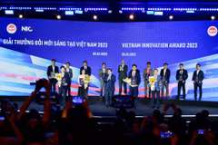 Top 4 giải pháp xuất sắc nhất tham gia Chương trình Thách thức Đổi mới sáng tạo Việt Nam 2023. (Ảnh: Minh Sơn/Vietnam+)