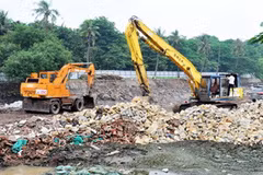 Hồ Bảy Mẫu đang được cải tạo. (Ảnh minh họa: Đàm Duy)