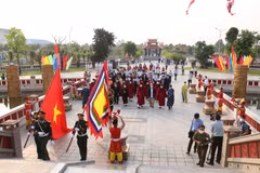 Cần Thơ: Đền thờ Vua Hùng đón hàng chục nghìn lượt khách mỗi ngày