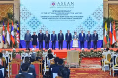 ASEAN kiến nghị giải quyết vấn đề Biển Đông bằng biện pháp hòa bình