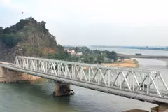 Cầu Hàm Rồng, Thanh Hóa. Ảnh có tính minh họa. (Nguồn: TTXVN)