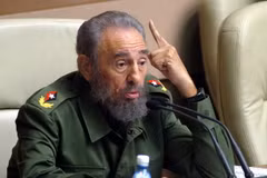 Lãnh tụ Cuba Fidel Castro tại phiên họp Quốc hội lần thứ 6 ở La Habana ngày 22/12/2005. (Nguồn: AFP/ TTXVN) 
