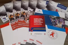 Tuyên truyền phòng chống HIV tại Nam Phi. (Ảnh: Hoàng Minh/TTXVN)