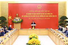 Thủ tướng Phạm Minh Chính phát biểu tại Lễ trao Quyết định của Chủ tịch nước bổ nhiệm Bộ trưởng Bộ Tài chính Bộ trưởng Bộ Giao thông Vận tải. (Ảnh: Dương Giang/TTXVN)