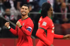 Ronaldo tiếp tục ghi bàn giúp Bồ Đào Nha chiến thắng. (Nguồn: Reuters)