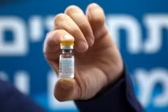 Vaccine phòng bệnh đậu mùa khỉ. (Ảnh: THX/TTXVN)