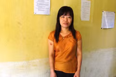 Khởi tố chị dâu dùng búa tấn công em dâu do nợ nần cờ bạc