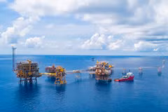 Hoạt động khai thác dầu khí trên mỏ Bạch Hổ của Liên doanh Vietsovpetro. (Ảnh: PV/Vietnam+)