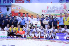 Câu lạc bộ Thái Sơn Nam lần thứ 4 liên tiếp vô địch giải đấu. (Ảnh: Tiến Lực/TTXVN)