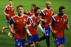 [Photo] Hình ảnh các cầu thủ Bayern tại trại huấn luyện Doha