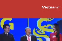 Ông Park Hang-seo cười trừ khi được hỏi về khả năng trở lại Đội tuyển Việt Nam