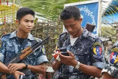 Binh sỹ Myanmar ở Rakhine. (Nguồn: AFP)