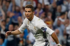 Ronaldo sau khi lập cú hat-trick. (Nguồn: Reuters)